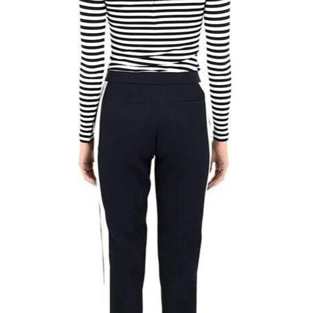 Details for (W) Pantalones Negros Burberry FW23 Rectos Cropped de Color Sólido. 80242741