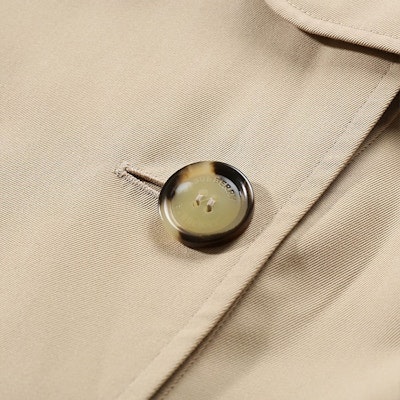 (W) Abrigo Burberry FW23 Clásico Cruzado con Cuello Cuadrado. 80794081 3