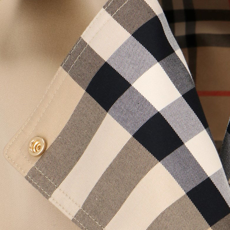 (Women) Burberry FW23  Trench Coat with Belt and Check Details in Khaki. 80763631 圖 7