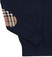 (W) バーバリー FW23 ツートーン チェック クルーネック ニット セーター ネイビーブルー 80750121 Lookbook (W) バーバリー FW23 ツートーン チェック クルーネック ニット セーター ネイビーブルー 80750121