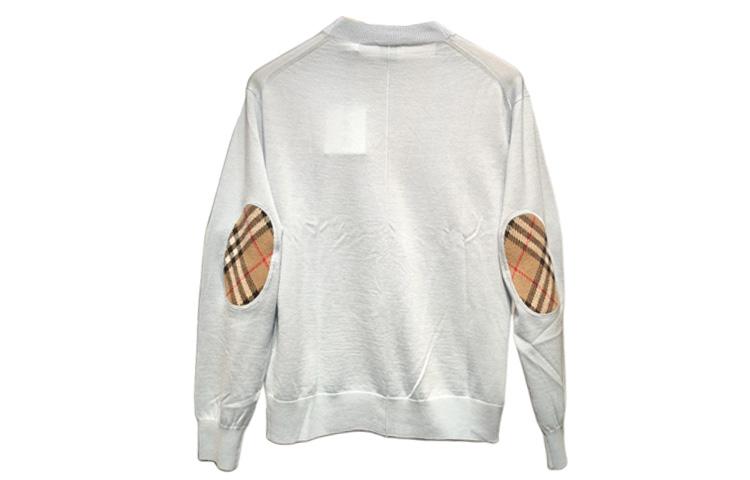 Lookbook (W) Cárdigan Burberry FW23 de Punto Gris-Azul con Patrón de Cuadros. 80741981