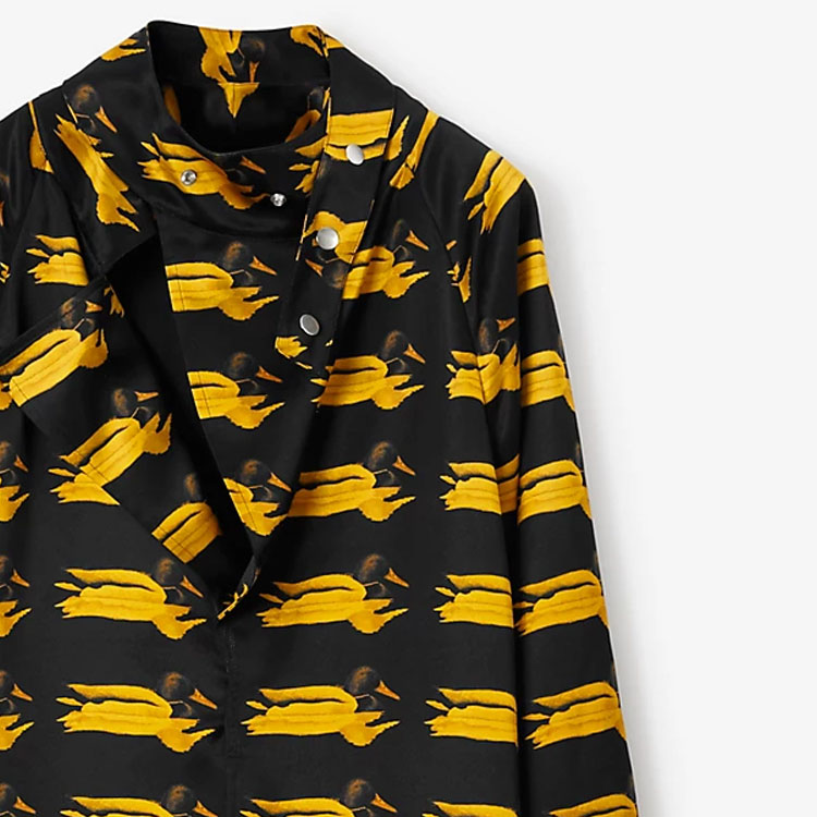 Sizing (W) 버버리 FW23 애니멀 프린트 긴팔 드레스 - 가을 배 옐로우. 80772591