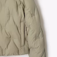 Details for (W) Burberry FW24 Jaket Puffer Longgar dengan Sulaman Equestrian Hijau. 80941761