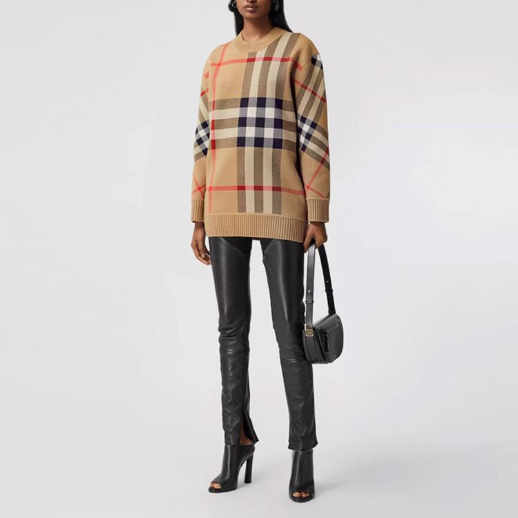 Shop (W) Burberry Heritage Beige Check Jacquard Wool Sweater Beige klasik. 80391521