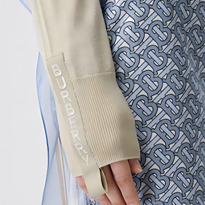 (W) Burberry Baju Sejuk Leher Tinggi Merino Wool Silk Warna Putih Krim. 80191881 Purchase (W) Burberry Baju Sejuk Leher Tinggi Merino Wool Silk Warna Putih Krim. 80191881