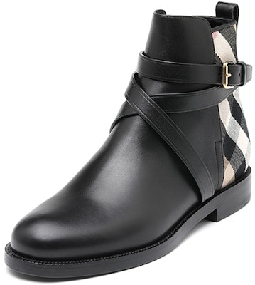 (W) Burberry Sepatu Boot Ankle Kotak Hitam 8042366 Order (W) Burberry Sepatu Boot Ankle Kotak Hitam 8042366