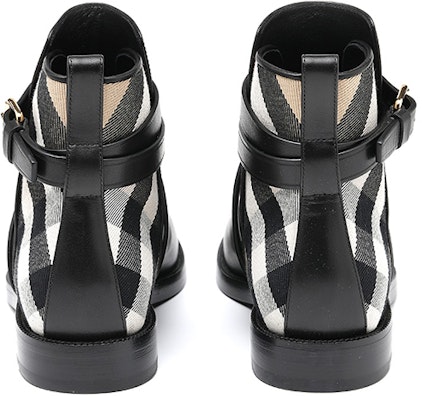 (W) Burberry Sepatu Boot Ankle Kotak Hitam 8042366 Lookbook (W) Burberry Sepatu Boot Ankle Kotak Hitam 8042366