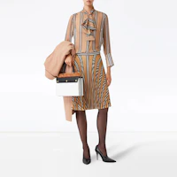 Lookbook (W) Burberry 卡其色條紋百褶中長裙 80256711
