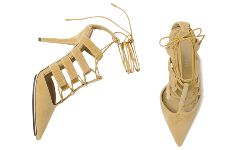 Shop (W) Burberry Sepatu Hak Tinggi Beludru Renda Lancip 'Beige' 80428111