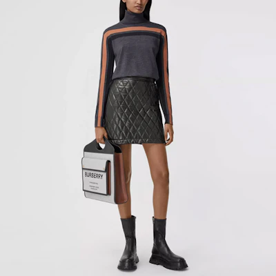 (W) Burberry Lambskin Quilted A-Line Kulit Mini Skirt Hitam 80377671 Lookbook (W) Burberry Lambskin Quilted A-Line Kulit Mini Skirt Hitam 80377671