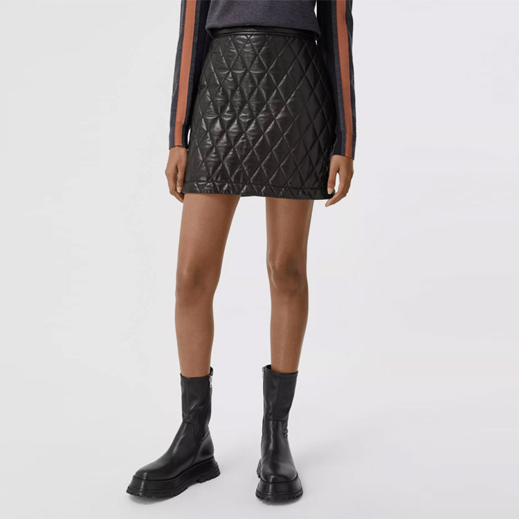 Shop (W) Burberry Lambskin Quilted A-Line Kulit Mini Skirt Hitam 80377671