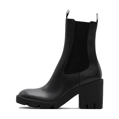 (W) Burberry Leather Chelsea Boots 'Black'