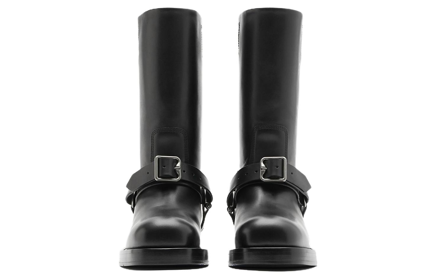 Lookbook (W) 博柏利黑色皮革舒适短靴 80773921