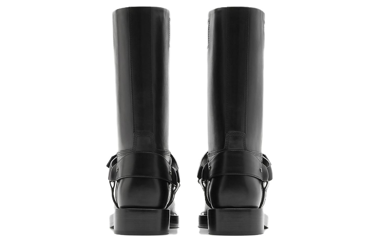 Shop (W) 博柏利黑色皮革舒适短靴 80773921