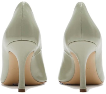 (W) Burberry Tacón Alto de Cuero 'Comodidad y Sencillez Verde' 80805751 Lookbook (W) Burberry Tacón Alto de Cuero 'Comodidad y Sencillez Verde' 80805751