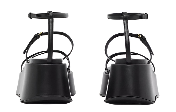 Lookbook 博柏利 時尚皮革厚底涼鞋 女款 黑色