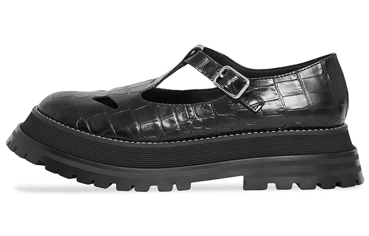 (Women) Burberry Leather Platform Sneaker 'Black Fashion'