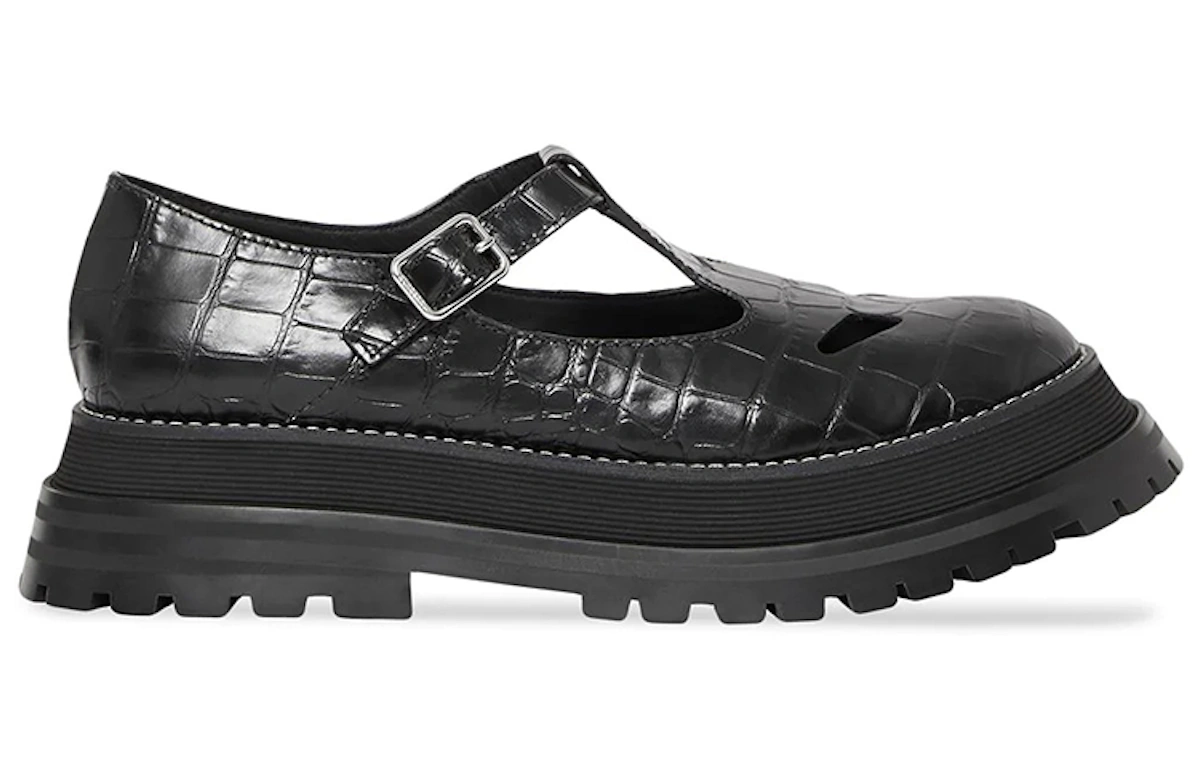 (Women) Burberry Leather Platform Sneaker 'Black Fashion'