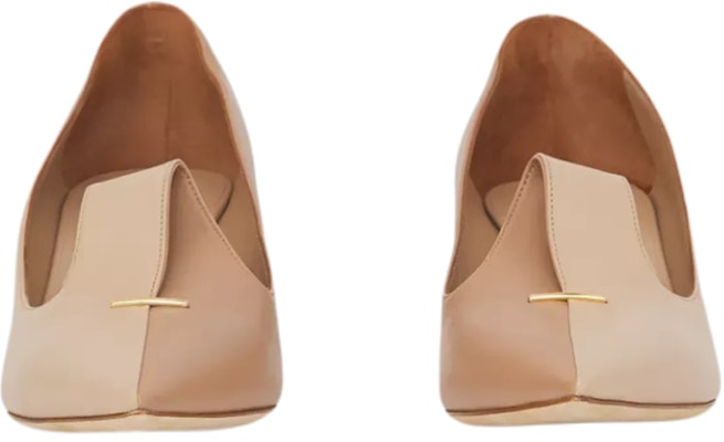 (W) Burberry Sepatu Hak Tinggi Kulit Runcing 'Nude' 80506491 Lookbook (W) Burberry Sepatu Hak Tinggi Kulit Runcing 'Nude' 80506491