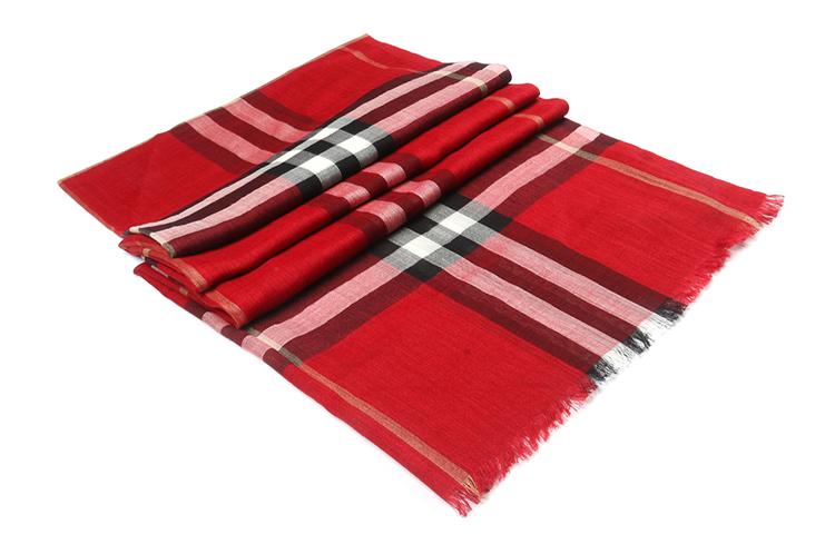 (Women) Burberry Lightweight Wool-Silk Blend Check Scarf 3954620 圖 5