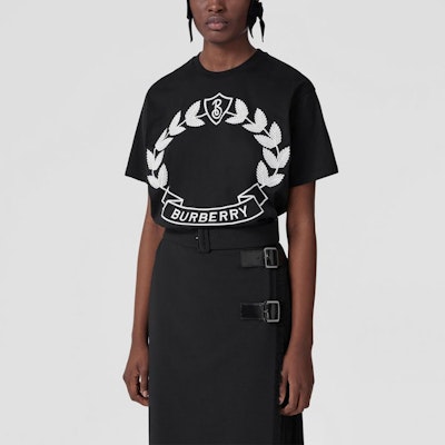 (W) Burberry Baju T Longgar Logo Bersulam Leher Bulat Wanita Hitam FW22 80620701 Shop (W) Burberry Baju T Longgar Logo Bersulam Leher Bulat Wanita Hitam FW22 80620701