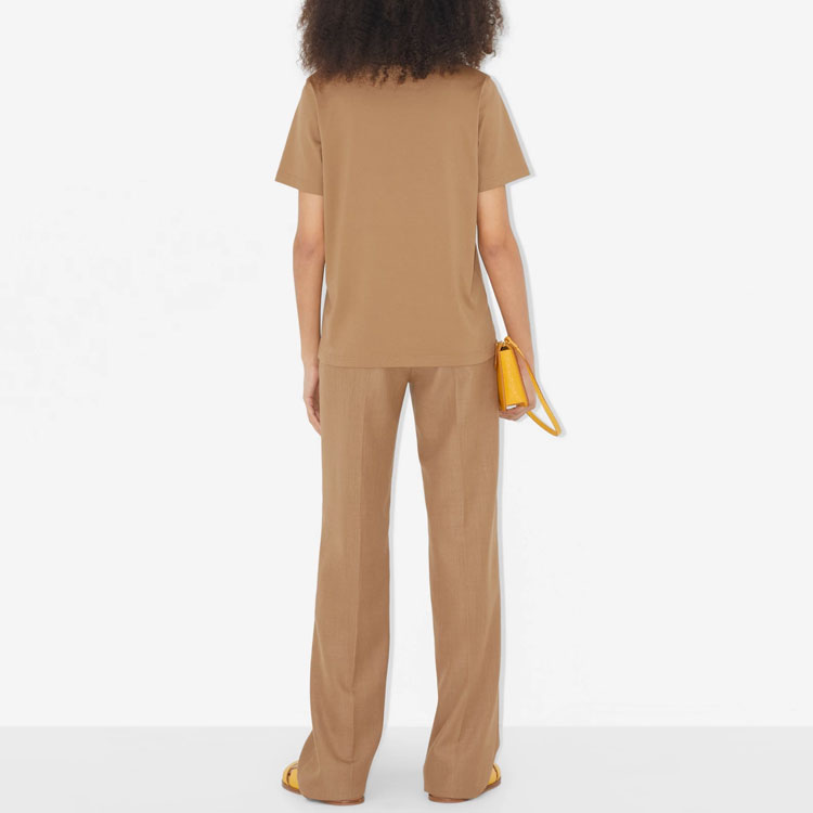 (Women) Burberry Logo Patch Crew Neck Straight Fit T-Shirt SS23  - Camel. 80657771 圖 5