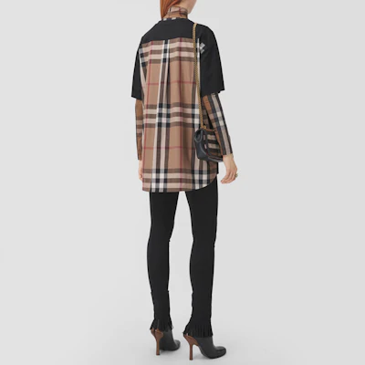 (Women) Burberry Loose Fit Black Cotton Oversized T-Shirt. 80449621 Lookbook (Women) Burberry Loose Fit Black Cotton Oversized T-Shirt. 80449621
