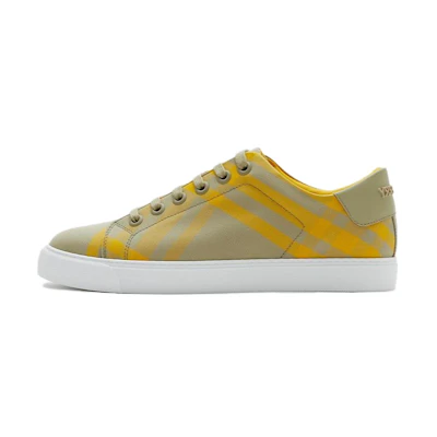 (W) Burberry Low-Top Sneaker 'Green Yellow'