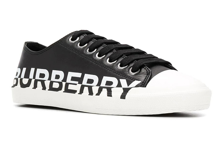 Lookbook Burberry博柏利 亮面皮革休閒運動 2020ss 時尚板鞋 女款 黑色