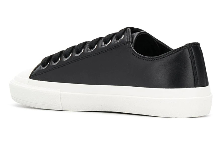 Shop Burberry博柏利 亮面皮革休閒運動 2020ss 時尚板鞋 女款 黑色