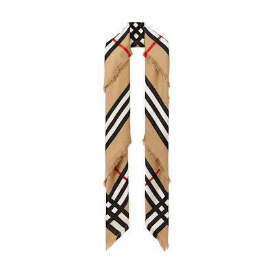 (Women) Burberry Montage Print Wool Knitted Scarf for Women. 80669601