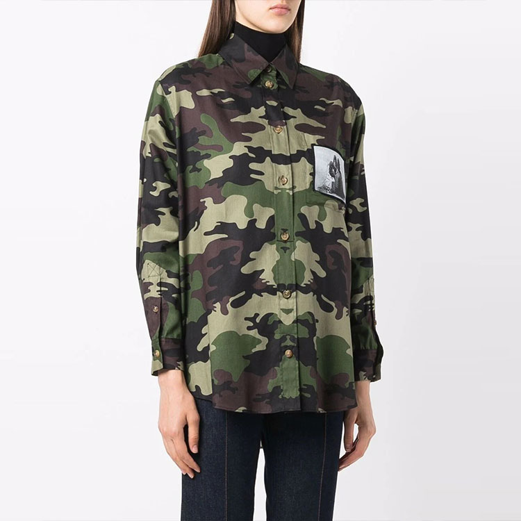 Shop (W) Burberry 照片迷彩綠色單排扣休閒長袖襯衫 80437291