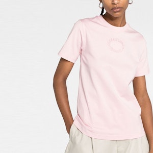 (W) Burberry Pink Logo Bordir Badge Crewneck T-Shirt Wanita SS23 Kaos Kasual. 80709161 Shop (W) Burberry Pink Logo Bordir Badge Crewneck T-Shirt Wanita SS23 Kaos Kasual. 80709161