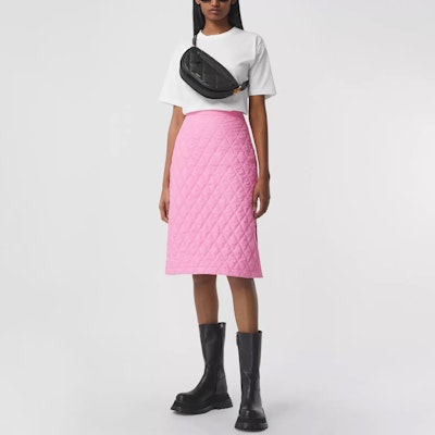 (W) Burberry Gaun Midi Kasual Berquilting Merah Jambu untuk Wanita 80387791 Lookbook (W) Burberry Gaun Midi Kasual Berquilting Merah Jambu untuk Wanita 80387791