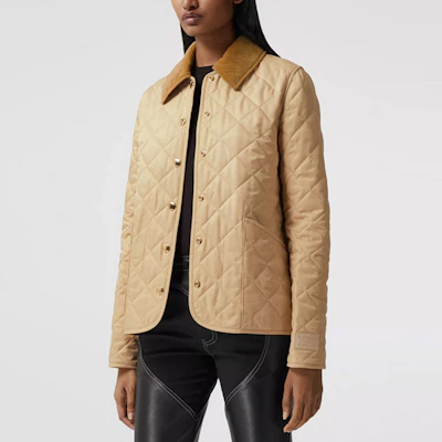 (W) 버버리 퀼팅 체크 재킷 코듀로이 칼라 소프트 폰 브라운. 80382441 Details for (W) 버버리 퀼팅 체크 재킷 코듀로이 칼라 소프트 폰 브라운. 80382441