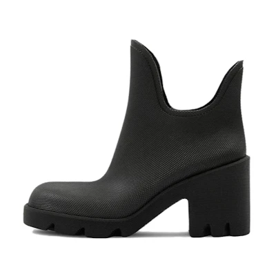 (W) Burberry Rubber Rain Boots 'Black CMFT'