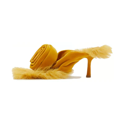 (W) Burberry Slide 'Yellow Beige'