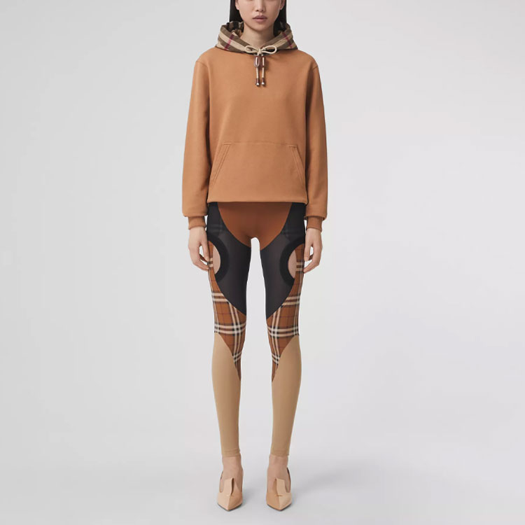 Lookbook (W) Burberry Hoodie Coklat Motif Kotak Solid 80509521