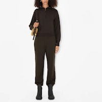 (W) Burberry Solid Half-Zip Loose Fit Sweatshirt Coklat. 80776051 Lookbook (W) Burberry Solid Half-Zip Loose Fit Sweatshirt Coklat. 80776051