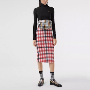 (W) Burberry SS21 Atasan Rajut Leher Tinggi Monogram Hitam 80388861 Purchase (W) Burberry SS21 Atasan Rajut Leher Tinggi Monogram Hitam 80388861
