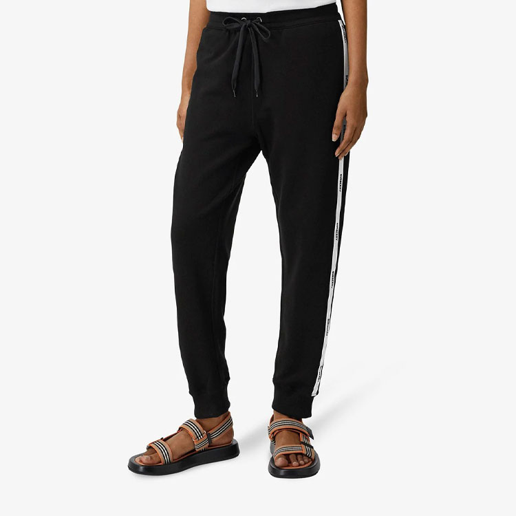 Shop (W) Burberry SS21 Celana Jogger Knit Logo Tape Cotton Hitam 80402441