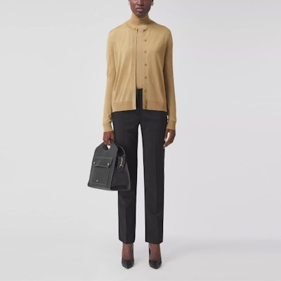 (W) バーバリー SS21 モノグラム ウールカシミア ニットセーター キャメル 80435121 Purchase (W) バーバリー SS21 モノグラム ウールカシミア ニットセーター キャメル 80435121