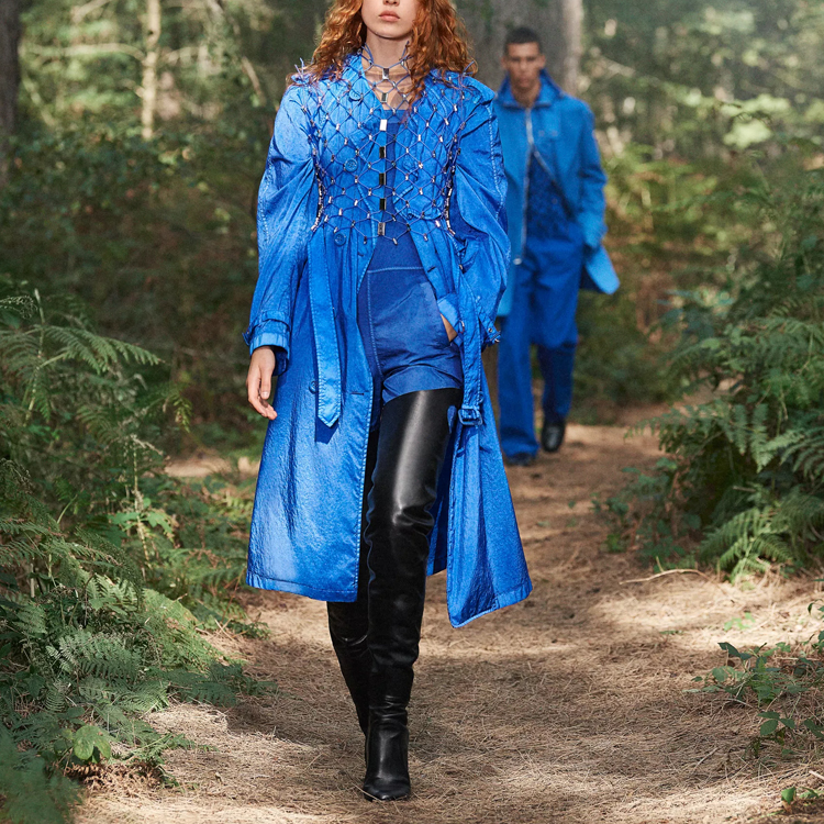 Lookbook (W) Burberry SS21 Utility Canvas Overalls Biru Diraja Hangat 45677081