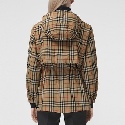 (W) Burberry SS21 復古格紋連帽外套 經典檔案米色 80429021 Shop (W) Burberry SS21 復古格紋連帽外套 經典檔案米色 80429021