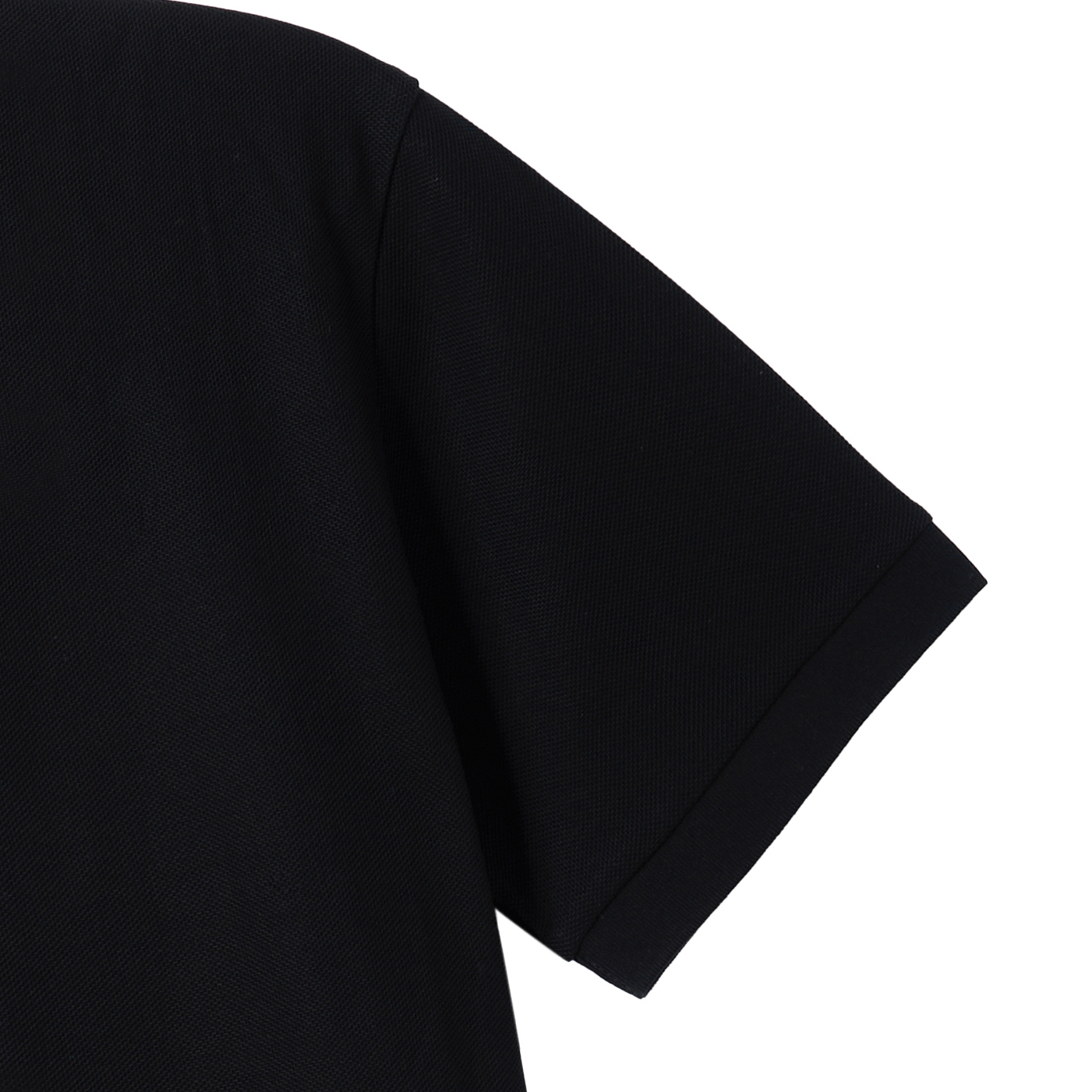 Shop (W) Burberry SS22 Polo Negro con Logo Bordado y Color Sólido. 80526531