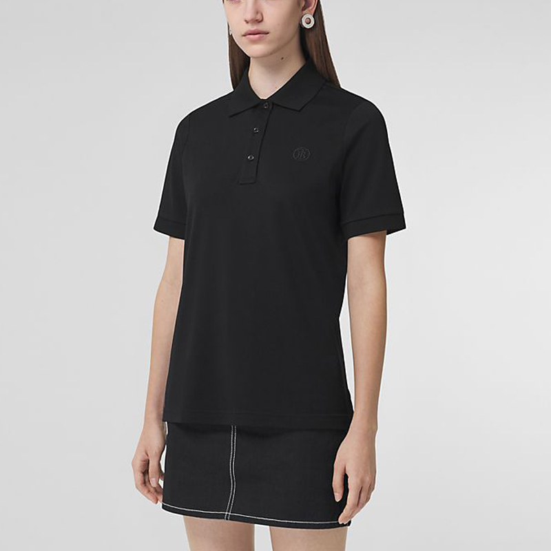 Shop (W) Burberry SS22 Polo Negro con Logo Bordado de Color Sólido. 80493811