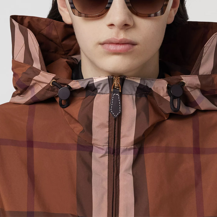 Details for (W) バーバリー SS22 ブラウン チェック パネル ジップ カジュアル フーディ ジャケット 80551571