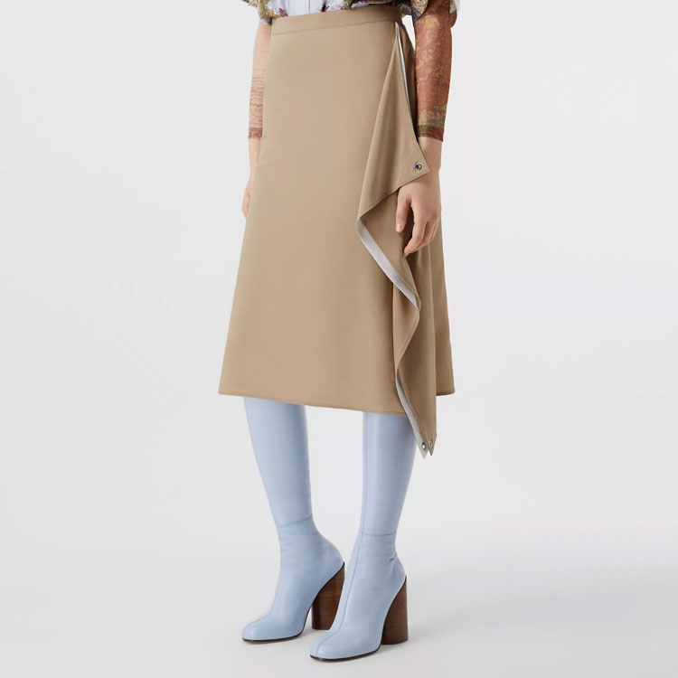 Purchase (Women) Burberry SS22  Casual A-line Skirt Solid Beige Detailed Design. 80550241