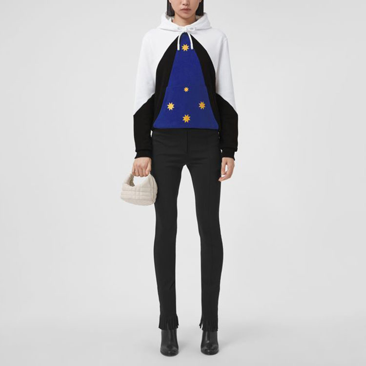 (Women) Burberry SS22  Geometric Print Loose Cotton Hoodie White 80471331 圖 3