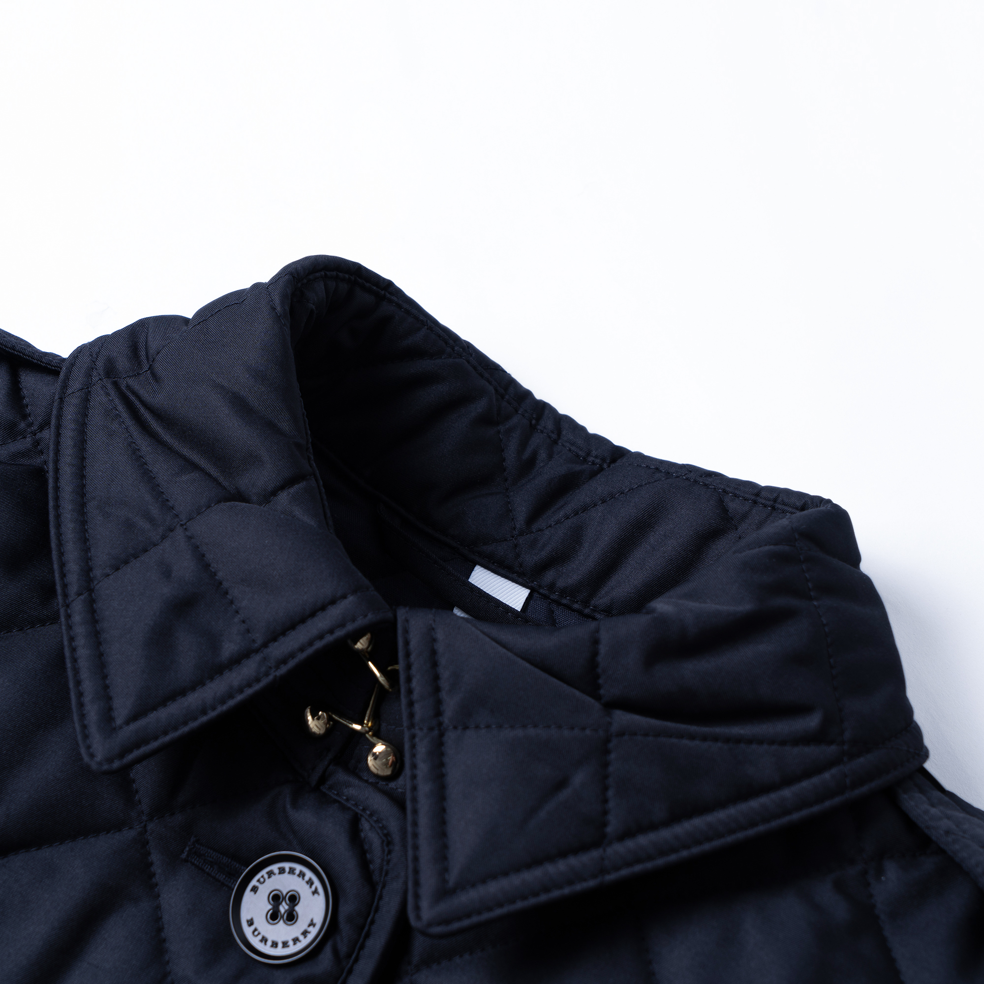 Shop (W) 버버리 SS22 퀼팅 코튼 재킷 네이비 블루 80530481